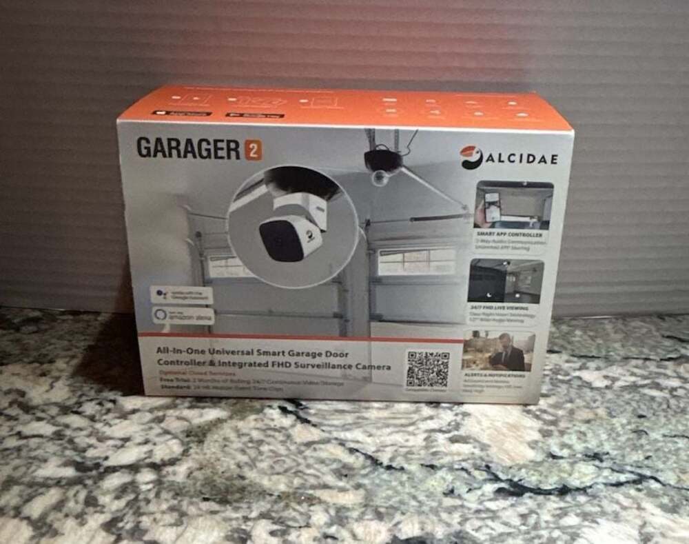 Alcidae Garager 2 All In1 Smart Garage Door Controller & Surveillance Camera